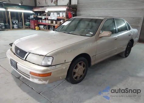 1996 Toyota Avalon Xl/Xls z USA, uszkodzony, nr VIN 4T1BF12B8TU103588
